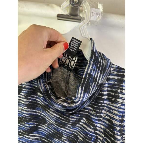 Clara Sun Woo Geometric Cold Shoulder Slinky Tunic Shirt Artsy - Picture 6 of 8